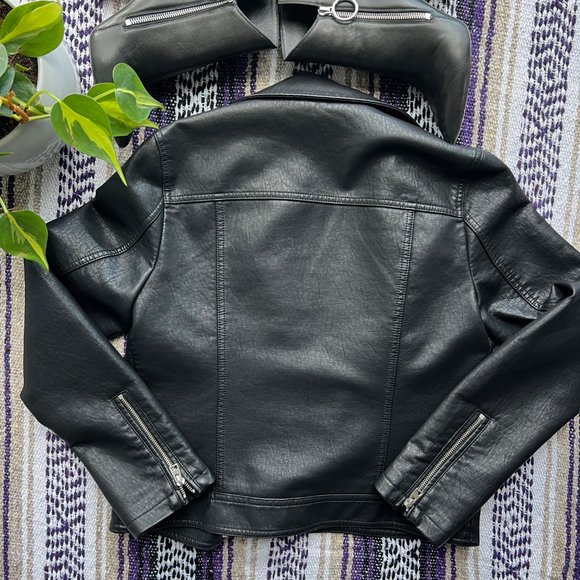 TOPSHOP Faux Leather Biker Jacket - Picture 10 of 13